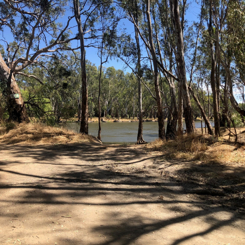 Access to Wahgunyah beach will be closed to vehicles