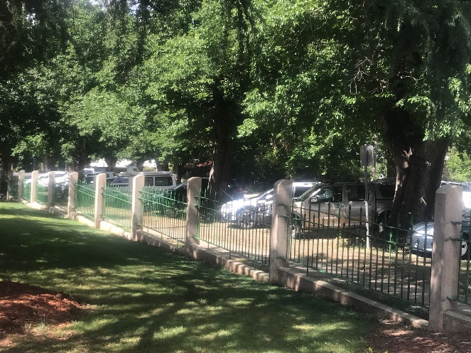 Finished Yackandandah Memorial Gardens Fence.png