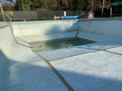 Yackandandah Swimming Pool - Empty.jpg